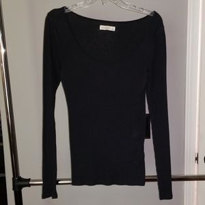 A&F Black Scoop Neck Long Sleeve Shirt